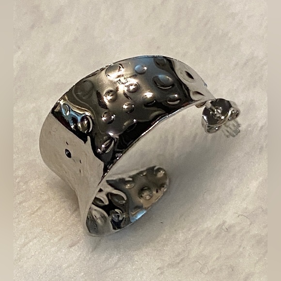 Belk Silverworks Womens Silver Plated Hoop Earrings - Picture 5 of 11